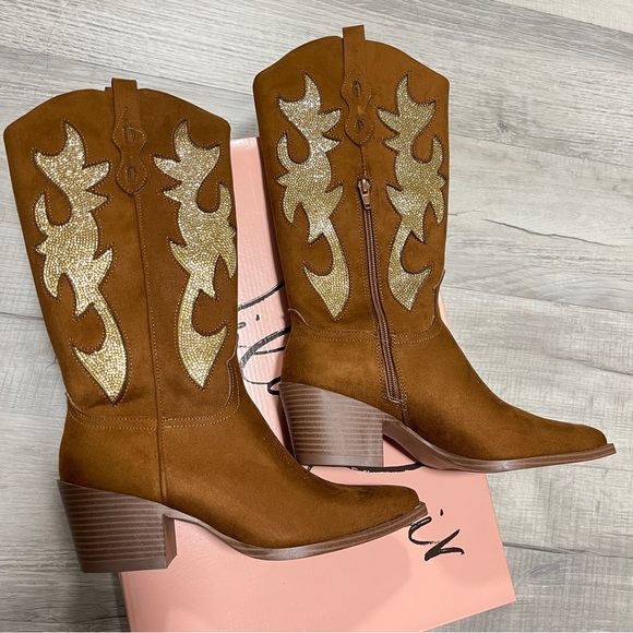 Wild Pair Shoes - Wild Pair Lucah Women’s Cognac Western Boots with Gold Accents, Mixed Sizes